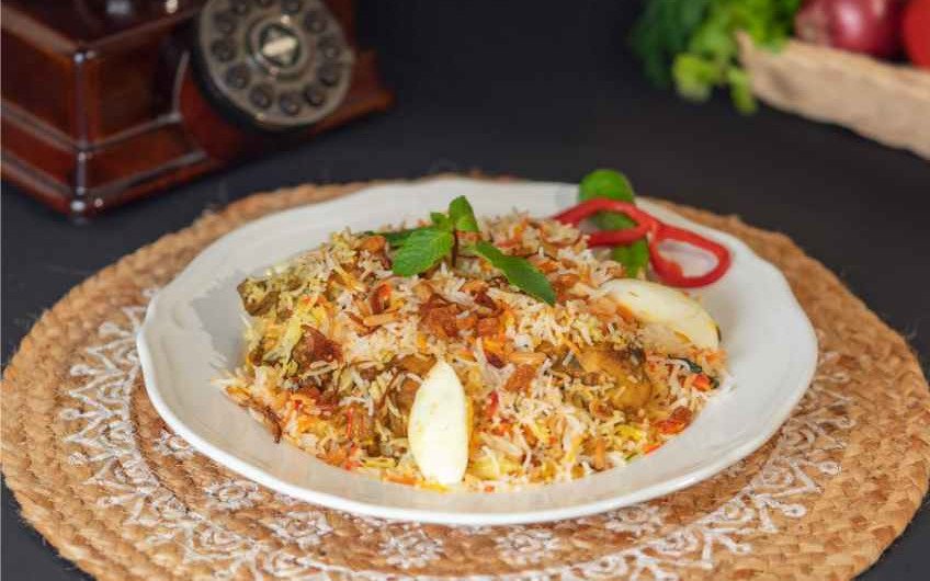 Biryani Dejaj (Chicken)